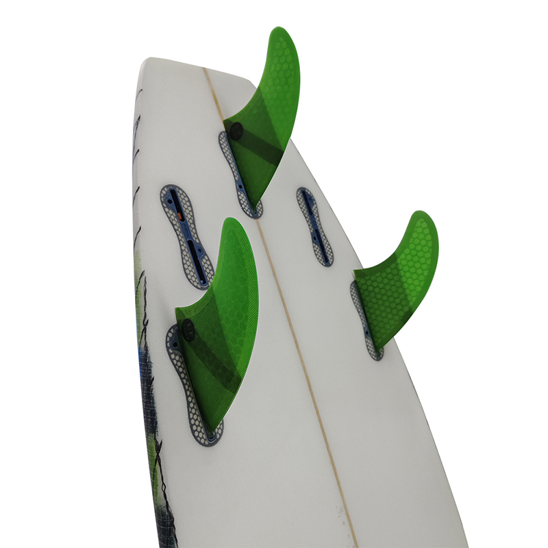 M Tri Fins Surfboardvinnen UPS - Surfboard Leash recensie en prijs